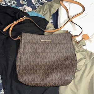 Michael Kors Crossbody
